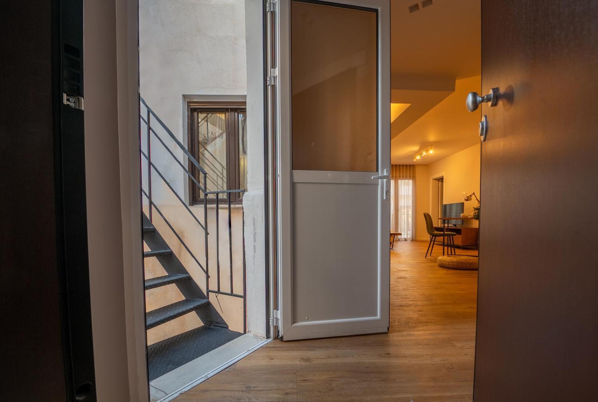 Live Life Plaka Apartment Athens Exterior photo