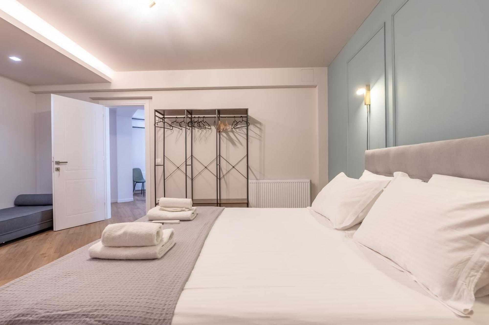 Live Life Plaka Apartment Athens Exterior photo